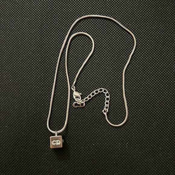 Christian Dior CD Logo Cube Silver Tone Pendant Necklace Authentic Preloved - Picture 4 of 6